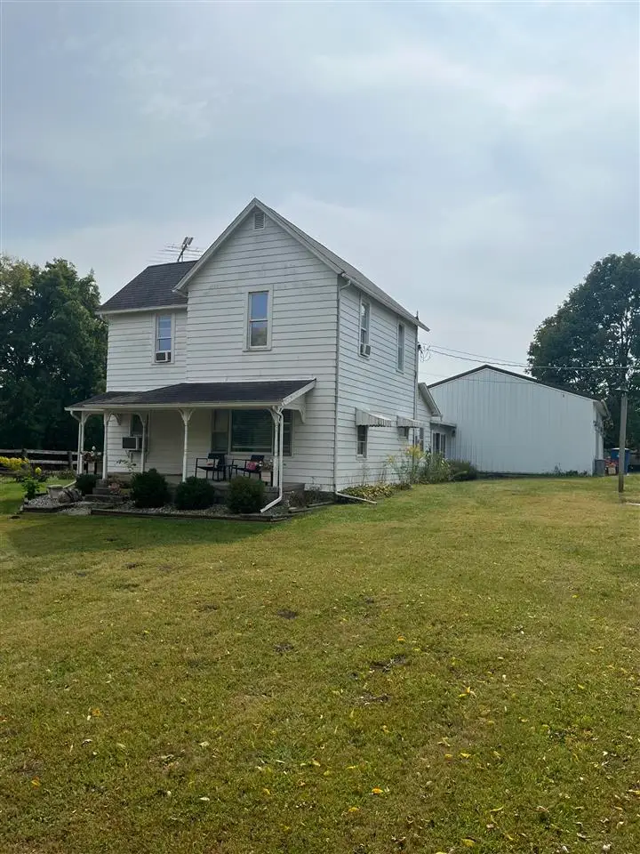 512 E Kendall St, Liberty, IN 46940 - #2