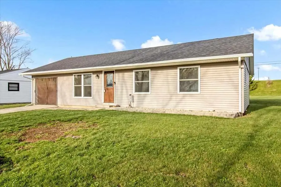 806 S Elm Boulevard, Winchester, IN 47394 - #2