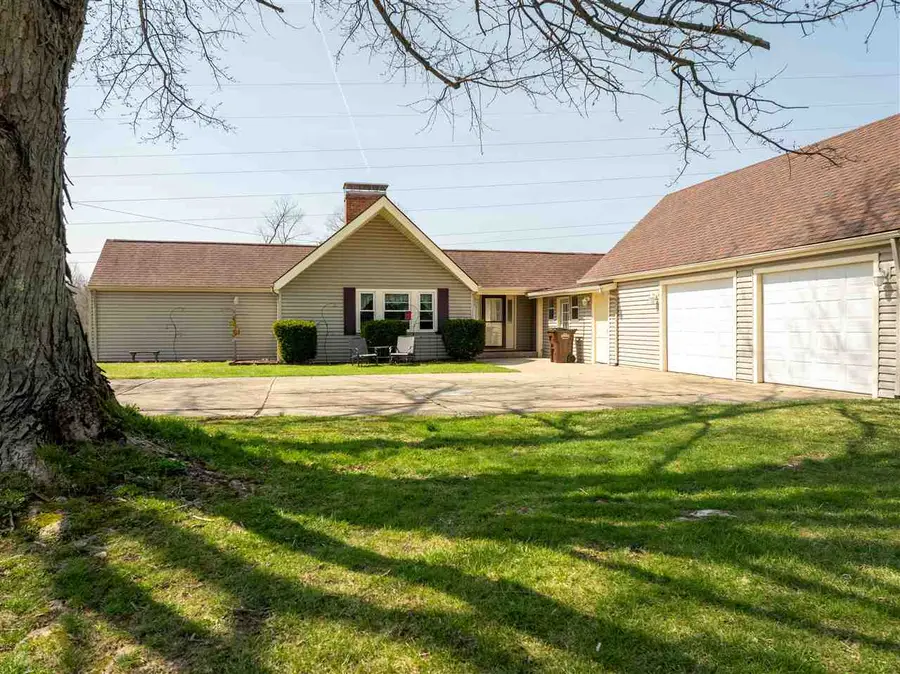 2415 Vi Post Road, Richmond, IN 47374 - #3