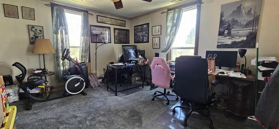 1029 N Benjamin St, Rushville, IN 46173 - #3