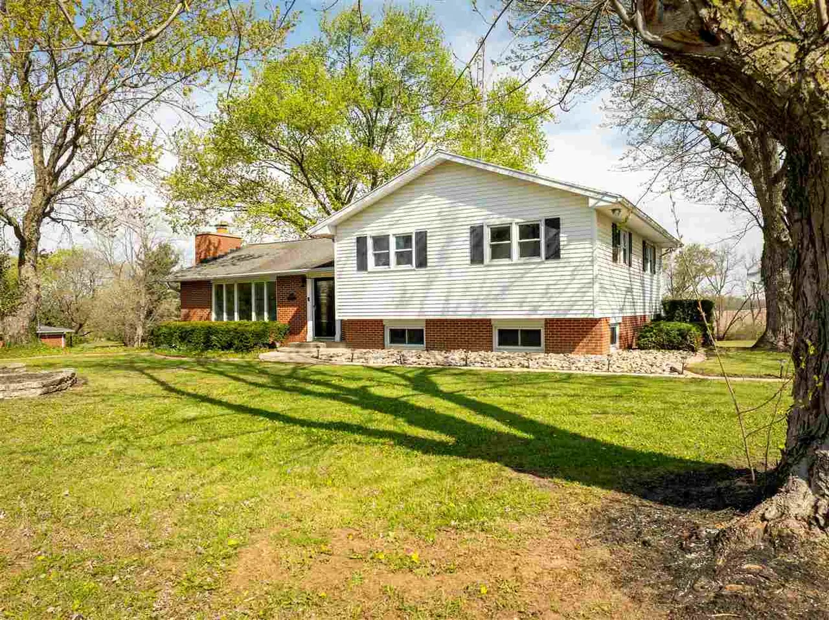 3298 W Tingler Rd, Richmond, IN 47374 - #1