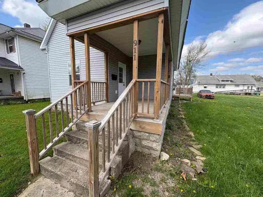 911 S 17th Street, New Castle, IN 47362 - #2