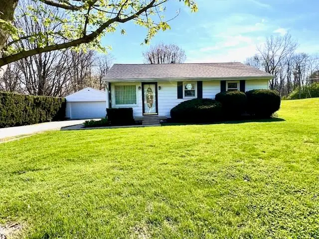 2802 Eby Dr, Connersville, IN 47331 - #1