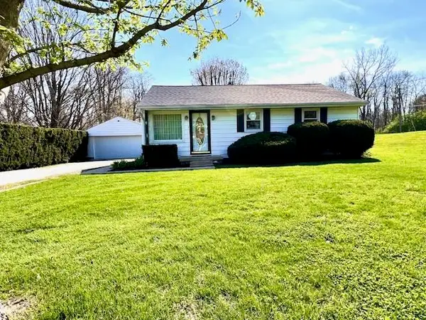 2802 Eby Dr, Connersville, IN 47331