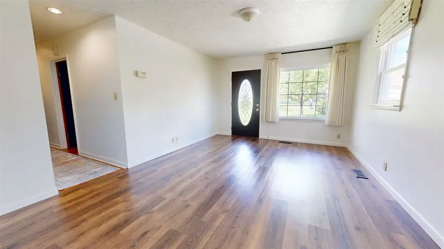 2802 Eby Dr, Connersville, IN 47331 - #2