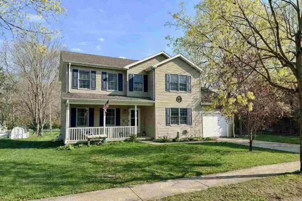 312 E Plum, Centerville, IN 47330