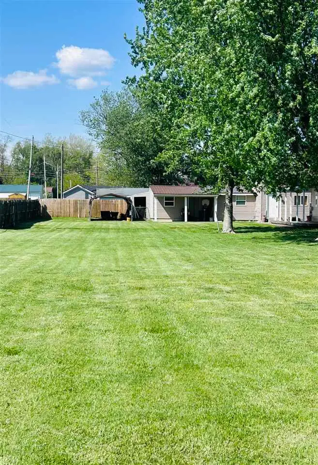 1006 W 10th St, Connersville, IN 47331 - #1