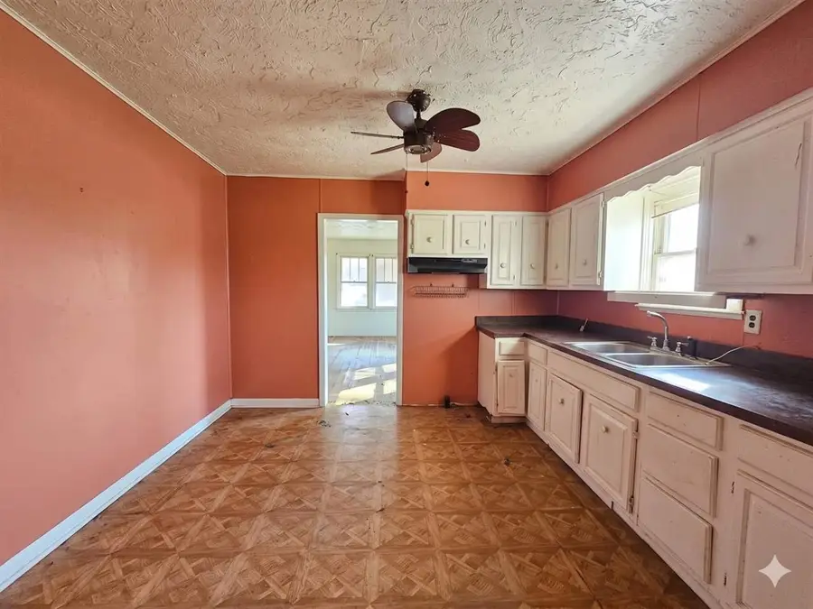 1819 S Main Street, New Castle, IN 47362 - #3