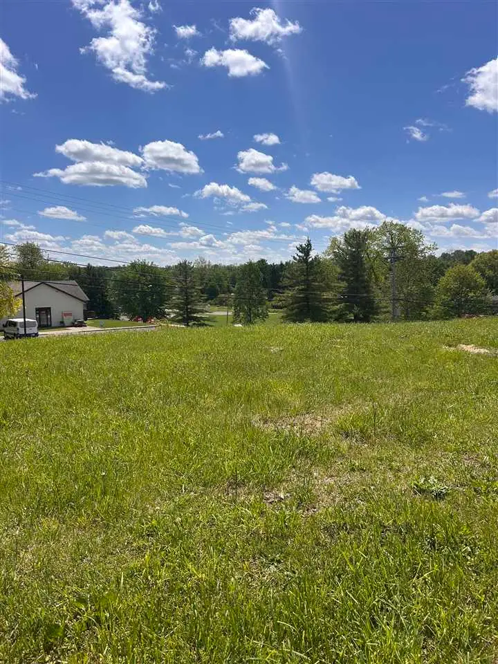 901 W 5th Street, Connersville, IN 47331 - #2