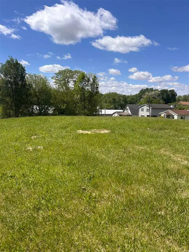 901 W 5th Street, Connersville, IN 47331 - #3
