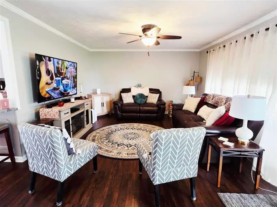 971 E Wellsview Road, Connersville, IN 47331 - #3