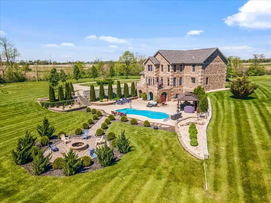1749 S Base Rd, Winchester, IN 47394 - #3