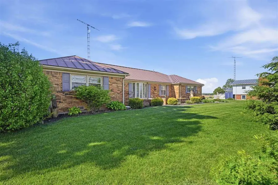 1761 W SR 32, Winchester, IN  - #3