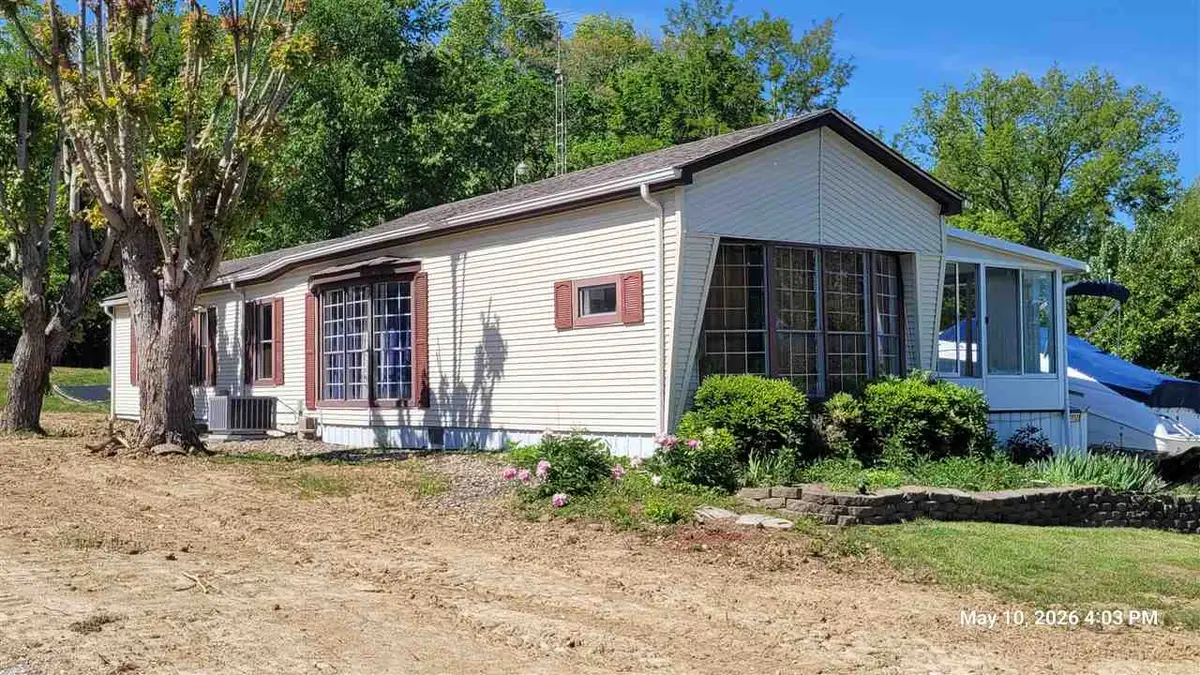 11131 Locust St, Brookville, IN 47012 - #1