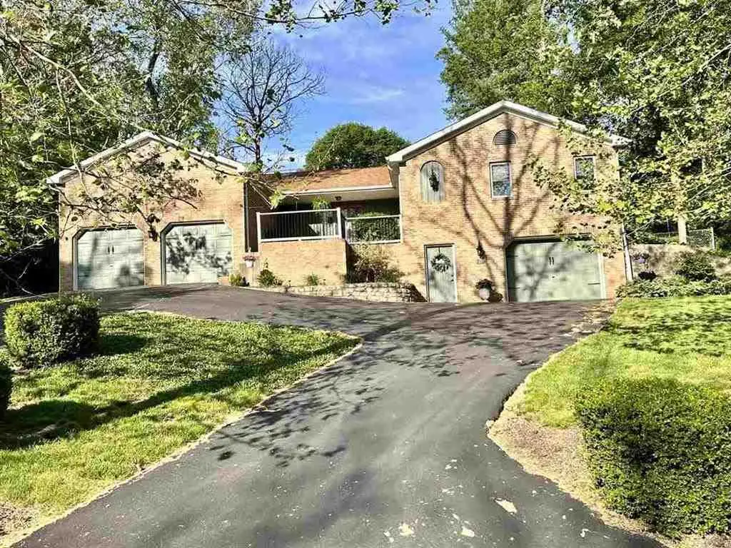 711 HIDDEN VALLEY DRIVE, Richmond, IN 47374 - #1