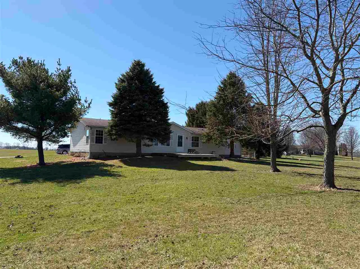 3155 W RANDOLPH CO LINE ROAD, Fountain City, IN 47341 - #1