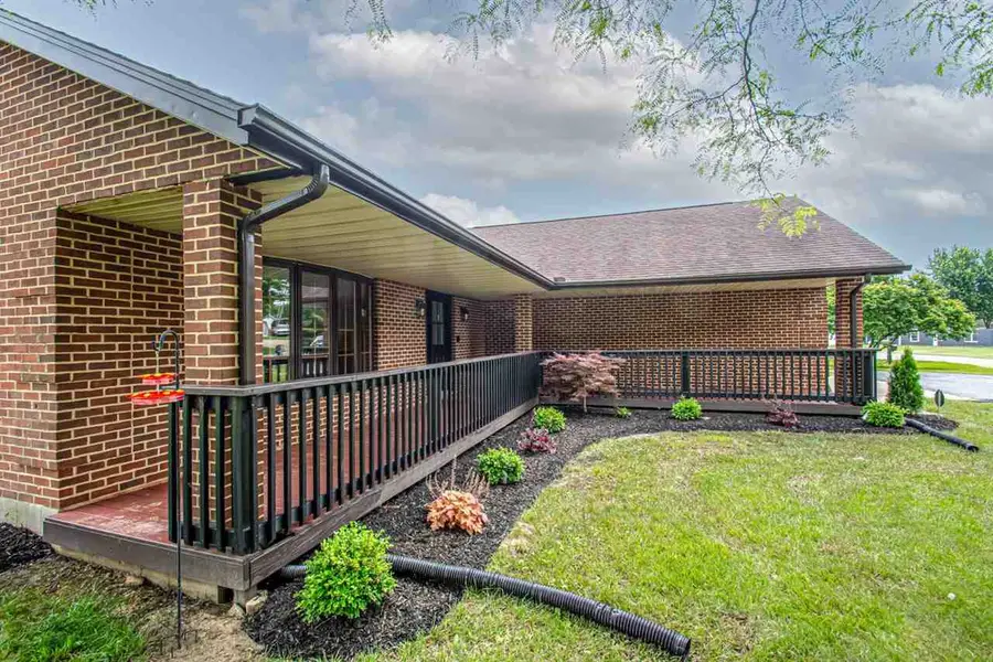 40 Lakengren Drive, Eaton, OH 45320 - #2