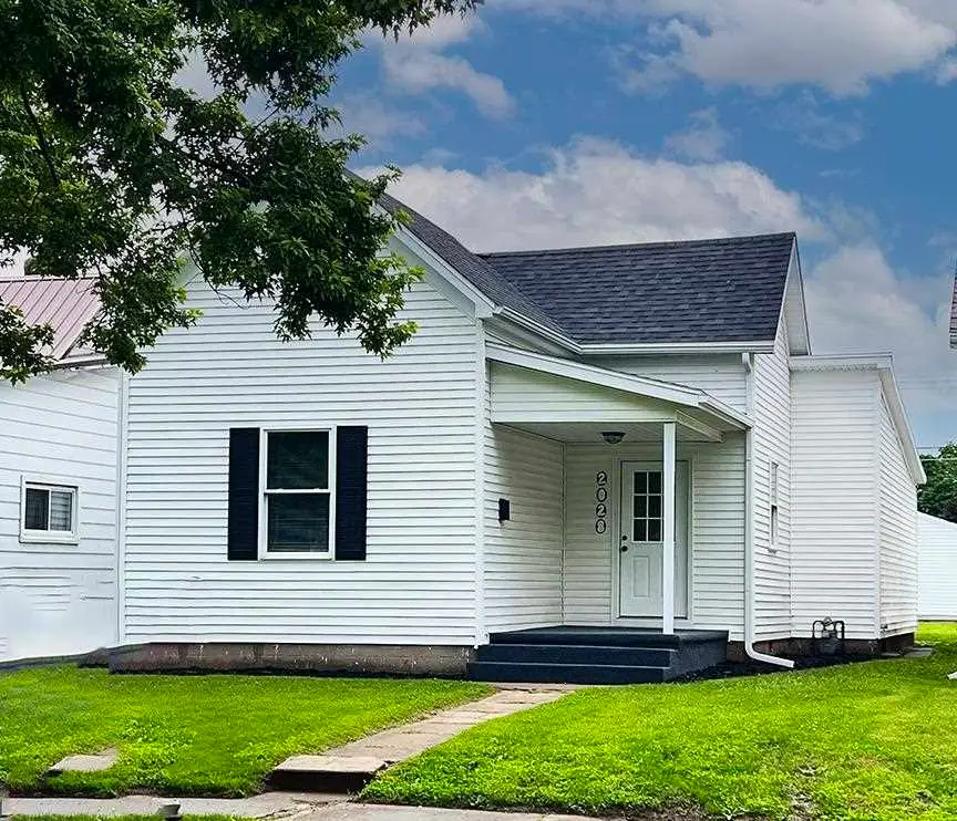 2028 Indiana Ave, Connersville, IN 47331 - #2