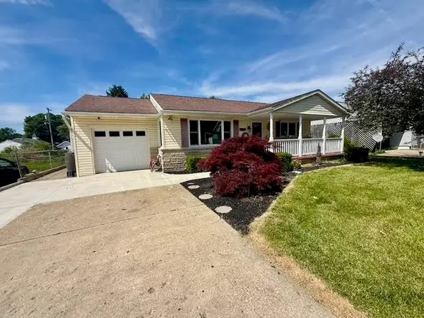318 E South Street, Centerville, IN 47330