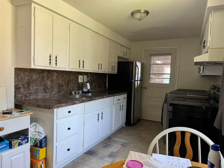 412 N Morton St, Centerville, IN 47330 - #2