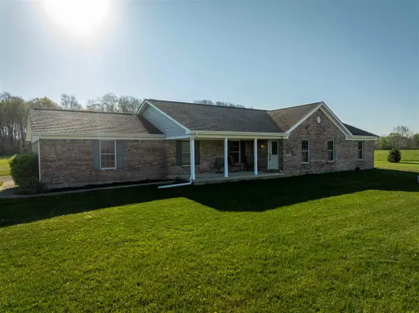 5695 Pitts Road, Williamsburg, IN 47393