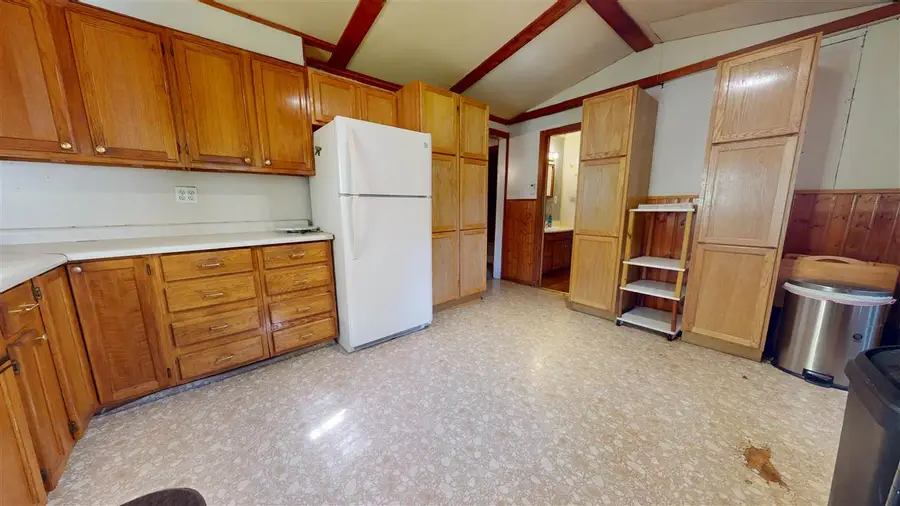 523 W 11th st, Connersville, IN 47331 - #3