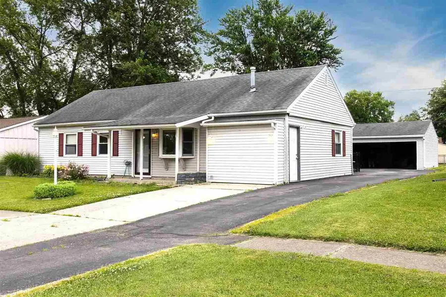 221 WOODLAWN AVENUE, Richmond, IN 47374 - #2