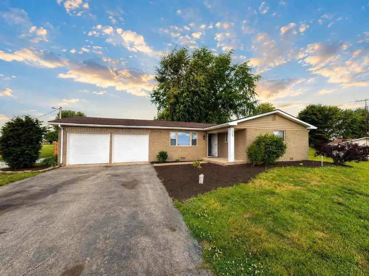 106 S STATE ROAD 1, Cambridge City, IN 47327 - #1