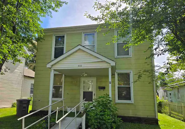 822 Mulberry St, Connersville, IN 47331