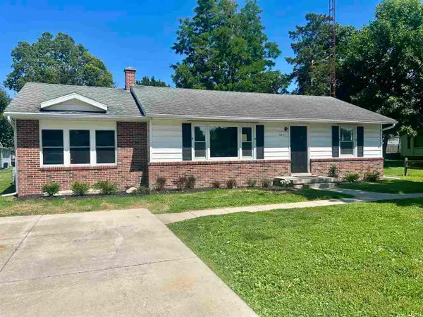 203 Willow Grove Rd, Centerville, IN 47330