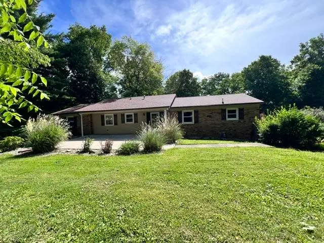 2713 Flint Dr, Connersville, IN 47331 - #1