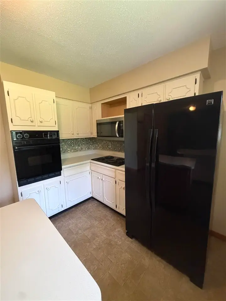 871 W CR 450 N, Connersville, IN 47331 - #2
