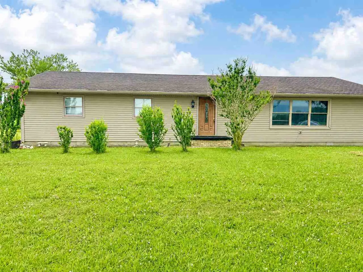 3097 S St Rd 3, Hartford City, IN 47348 - #1