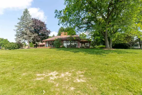 220 Plunder Cove, Eaton, OH 45320