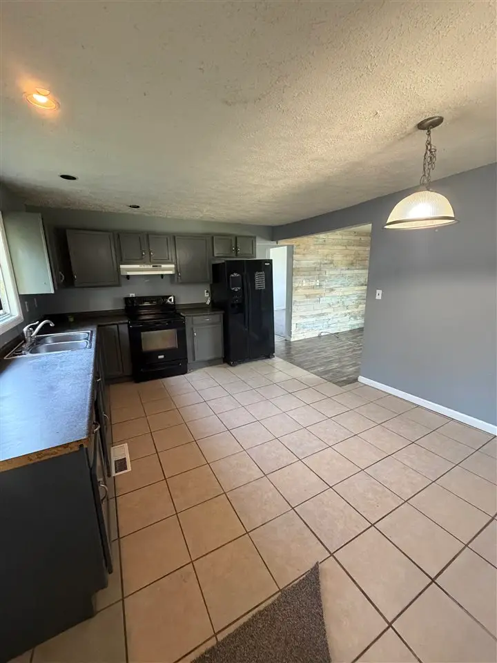 353 Hickory Drive, Connersville, IN 47331 - #3