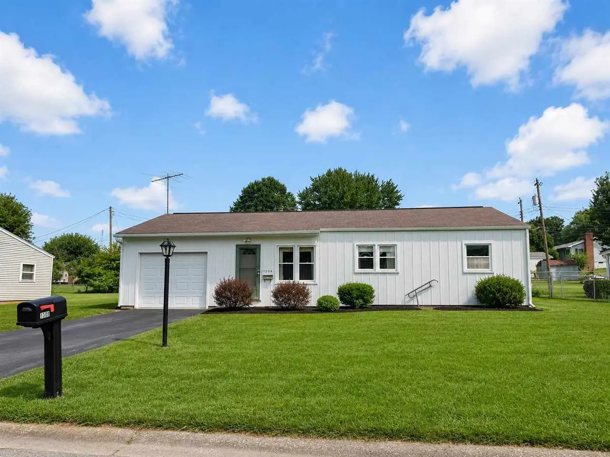 1308 W 6th St, Connersville, IN 47331 - #1