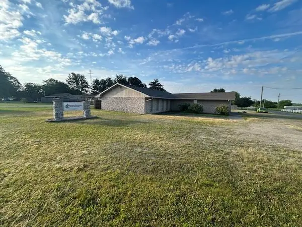2015 E State Road 32, Winchester, IN 47394