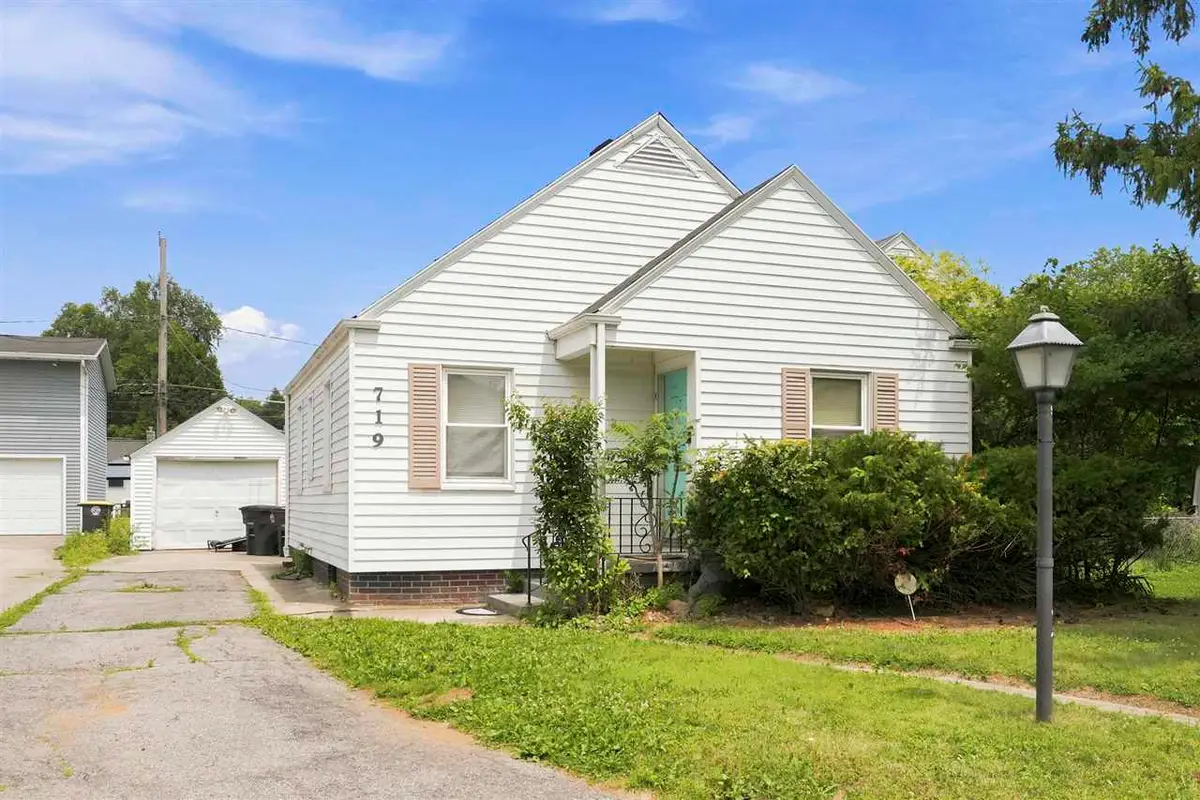 719 Glazier Ave, Fort Wayne, IN 46805 - #1