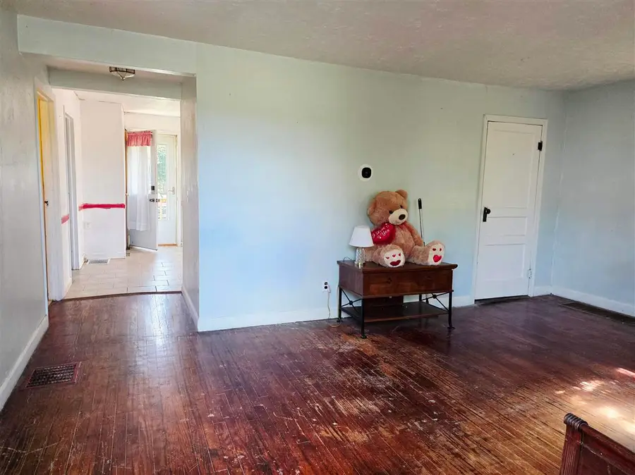 107 E State ST, Glenwood, IN 46133 - #2