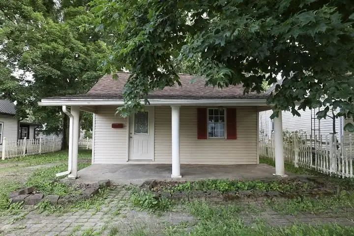 330 S 3RD STREET, Cambridge City, IN 47327 - #2