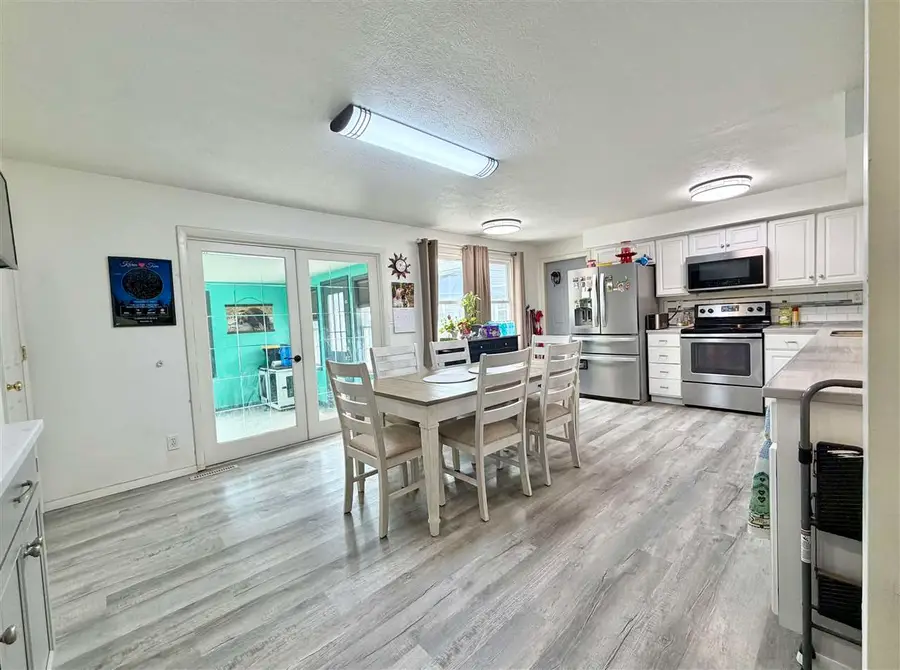 3400 N Burgess Rd, Muncie, IN 47304 - #3