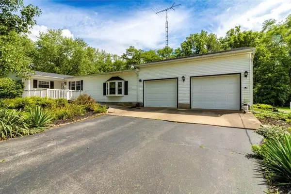 10113 Black Road, Centerville, IN 47330