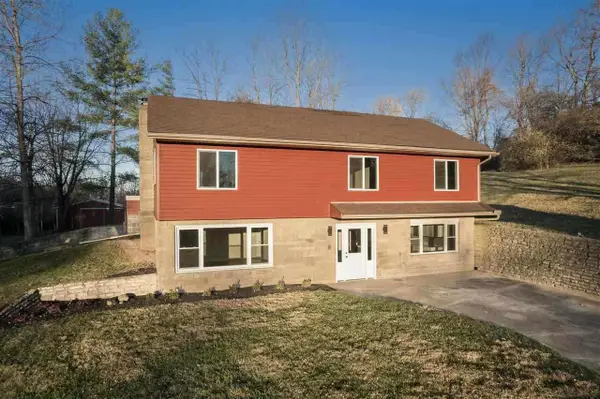 2392 Minneman Rd, Richmond, IN 47374