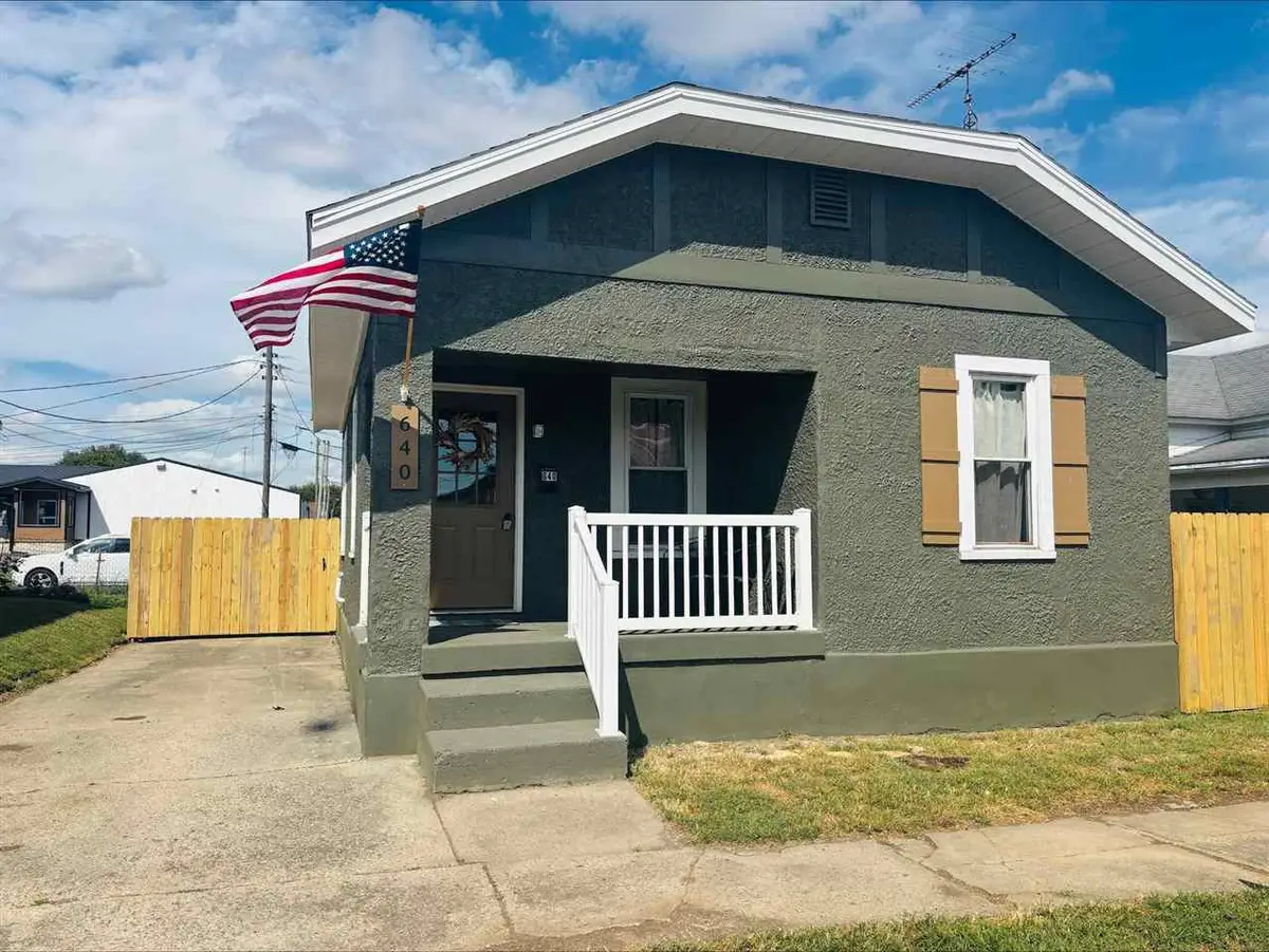 640 W 17TH STREET, Connersville, IN 47331 - #1