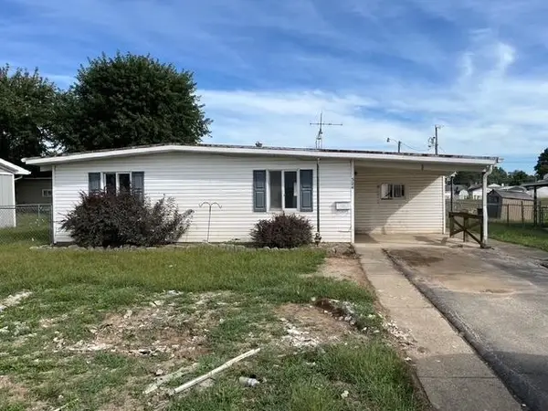 524 John St, Connersville, IN 47331