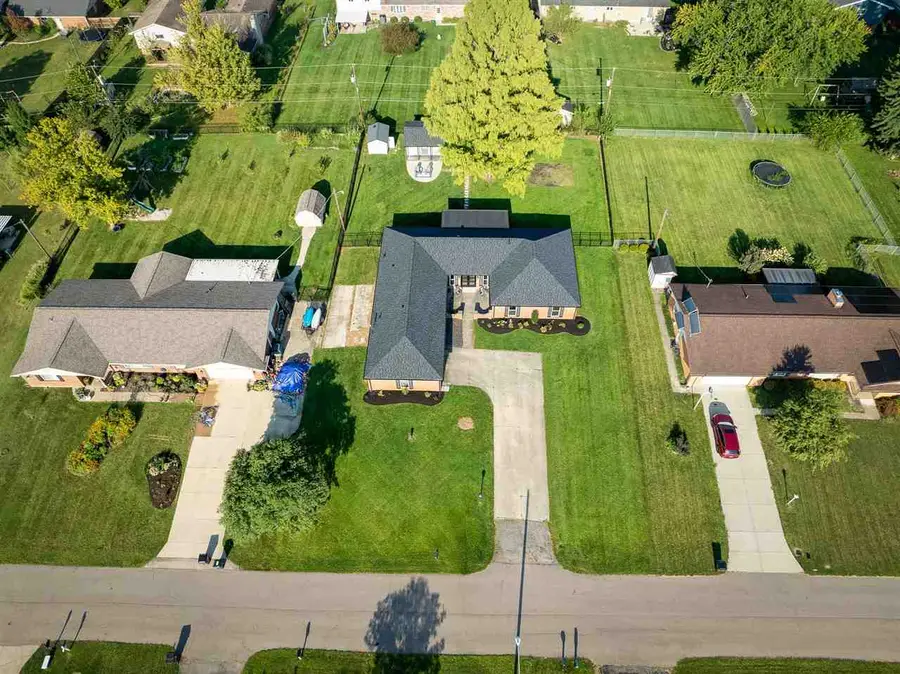 2411 Brown Bark Dr, Dayton, OH 45431 - #3