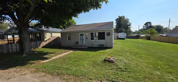 1106 Maple St, Connersville, IN 47331