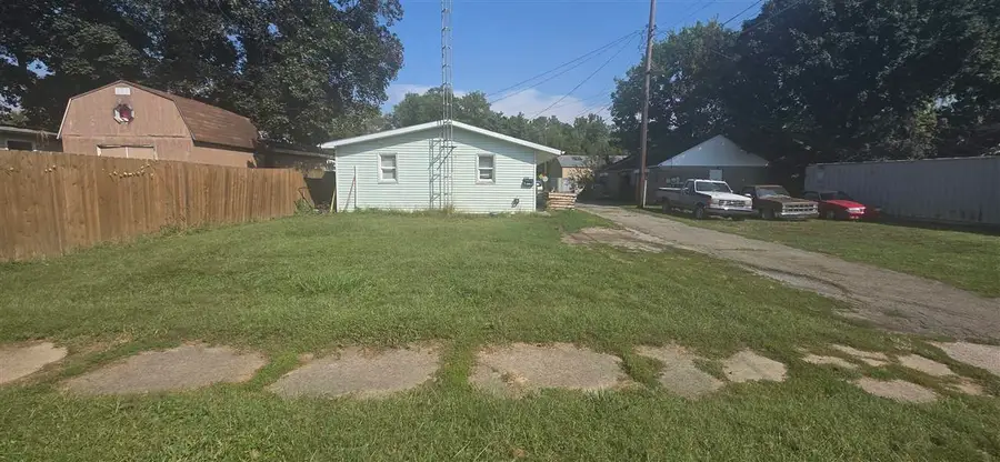 416 W 9th St, Connersville, IN 47331 - #2