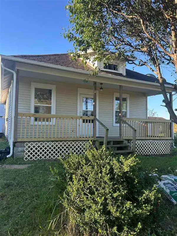 221 W Main Street, Boston, IN 47324