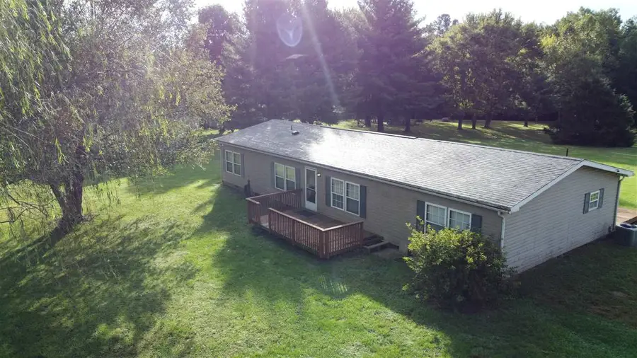 1851 E LITTLE BEAR ROAD, Connersville, IN 47331 - #3